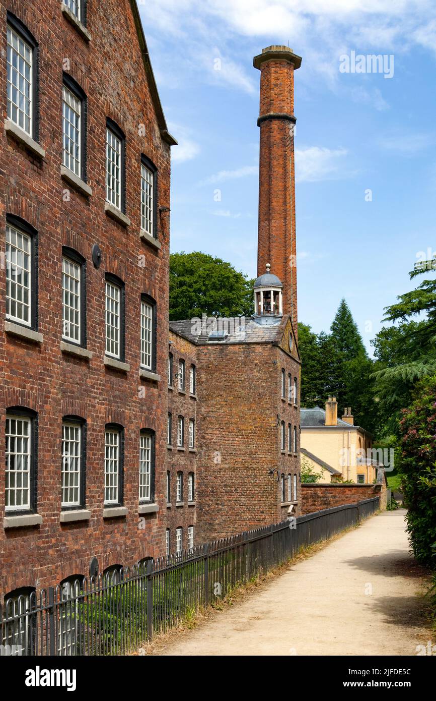Carrière Bank Mill (également connue sous le nom de Styal Mill) à Styal, Cheshire, dans le nord-ouest de l'Angleterre. C'est l'une des usines textiles les mieux préservées de l'Industr Banque D'Images