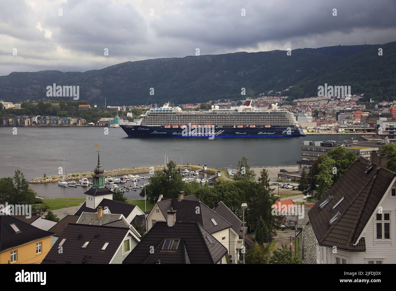 Mein Schiff 4, visite de Bergen, Norvège Banque D'Images