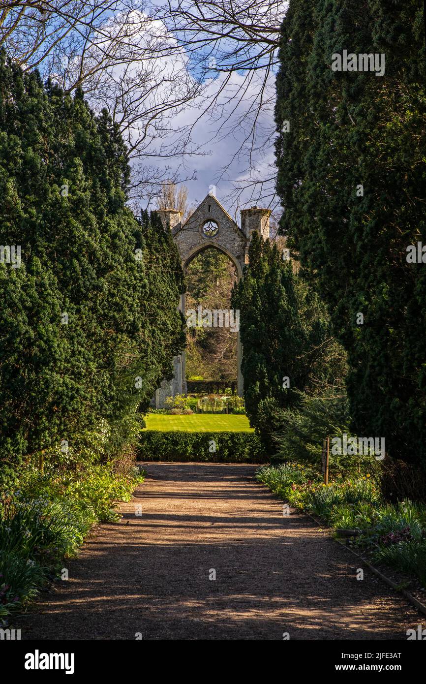 Norfolk, Royaume-Uni - 7 avril 2022 : les vestiges du Prieuré historique de Walsingham dans le beau village de Little Walsingham à Norfolk, Royaume-Uni. Banque D'Images