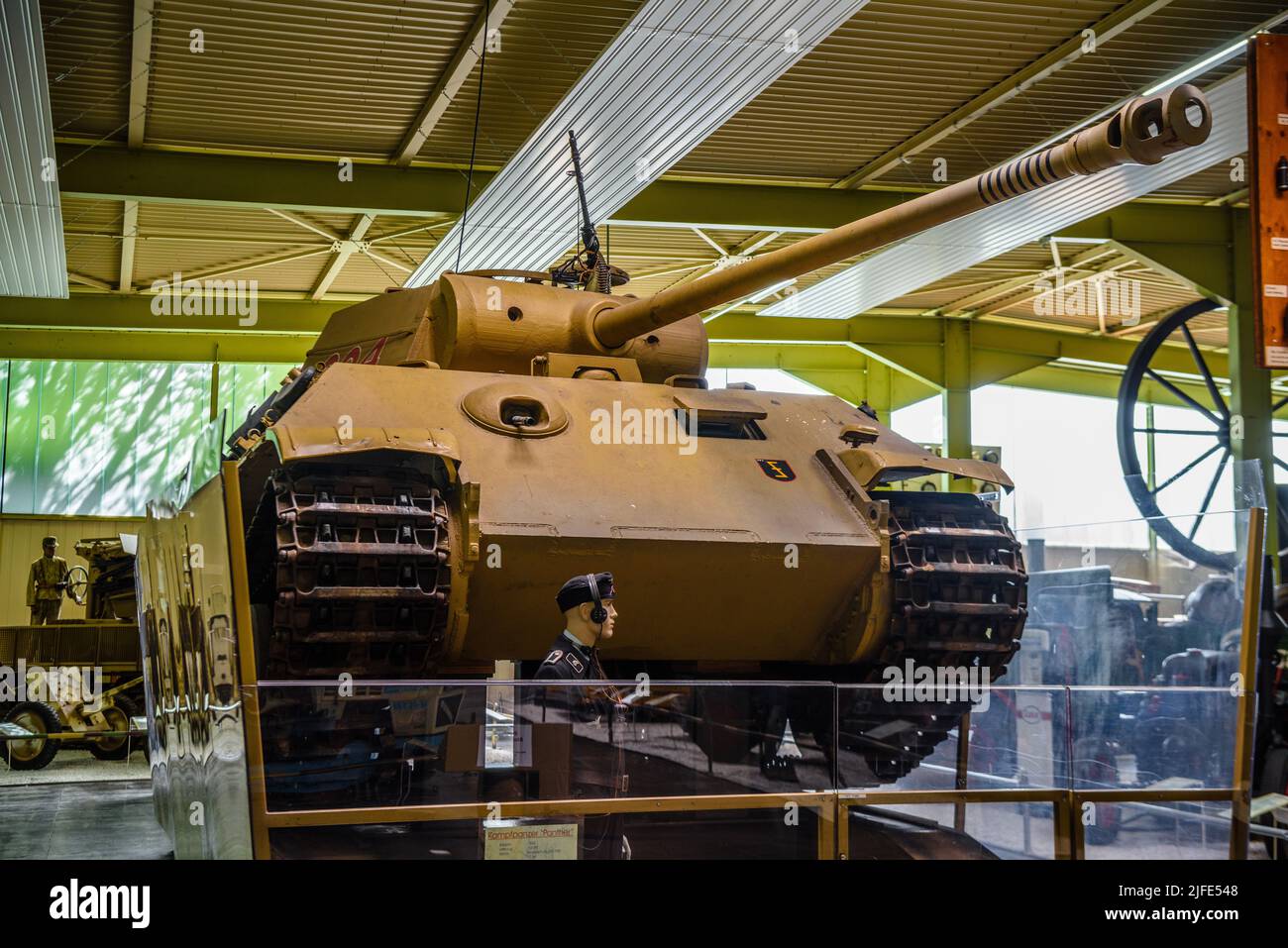 SINSHEIM, ALLEMAGNE - MAI 2022: Réservoir de sable moyen Panther Panzerkampfwagen V Panther PzKpfw V SD.Kfz. 171 1942 WW2 3rd reich allemagne nazie Banque D'Images