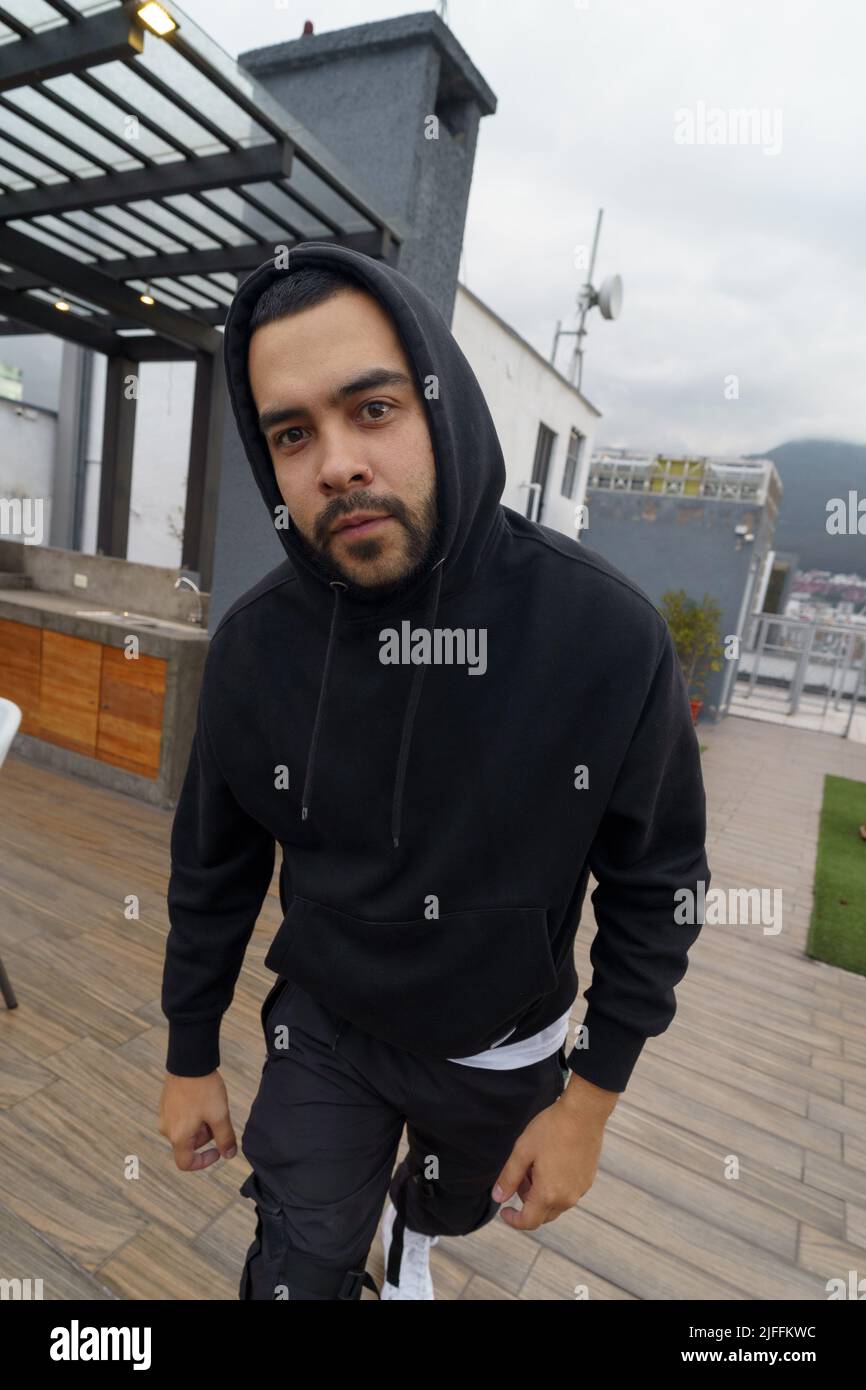 Pull mauvais garcon hotsell
