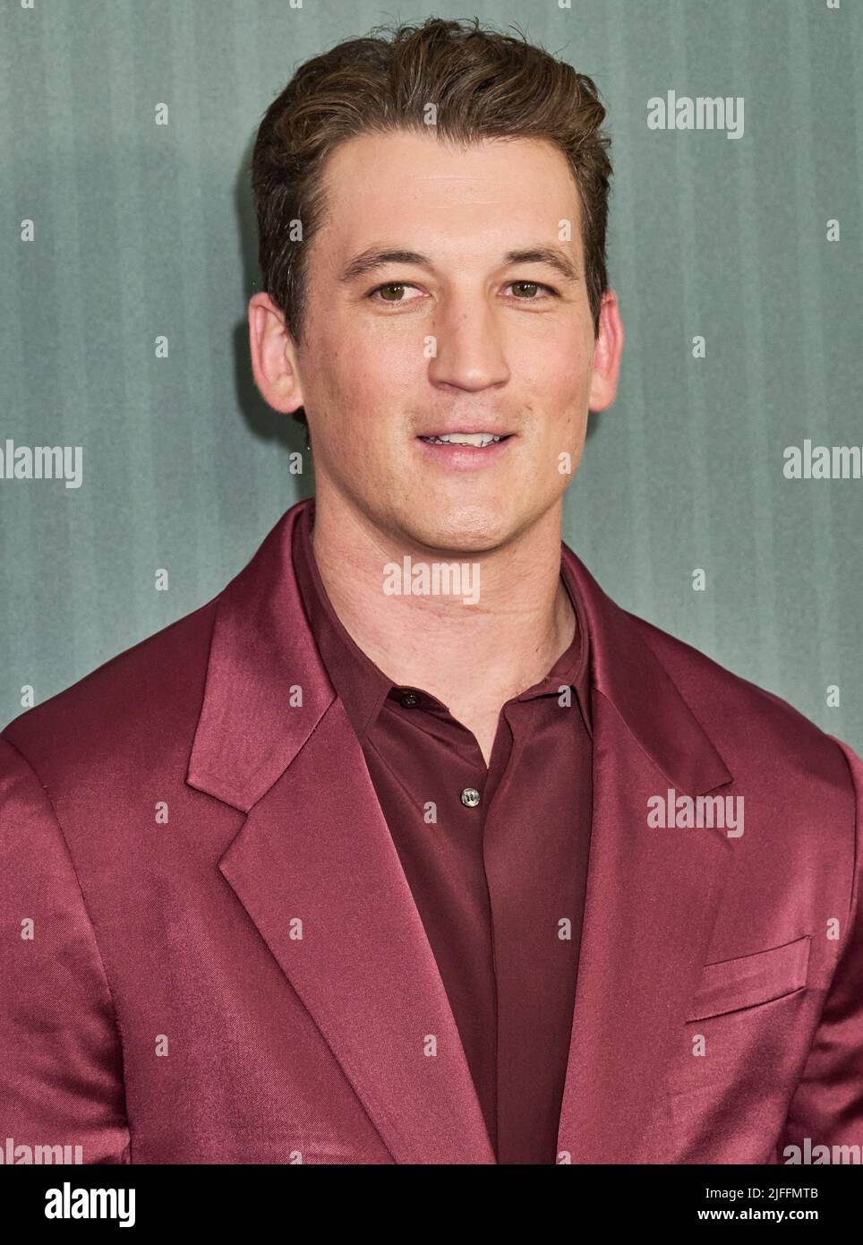 NEW YORK, NY, Etats-Unis - 15 JUIN 2022 : Miles Teller participe à la première New York de Netflix's 'Spiderhead' au Paris Theatre. Banque D'Images