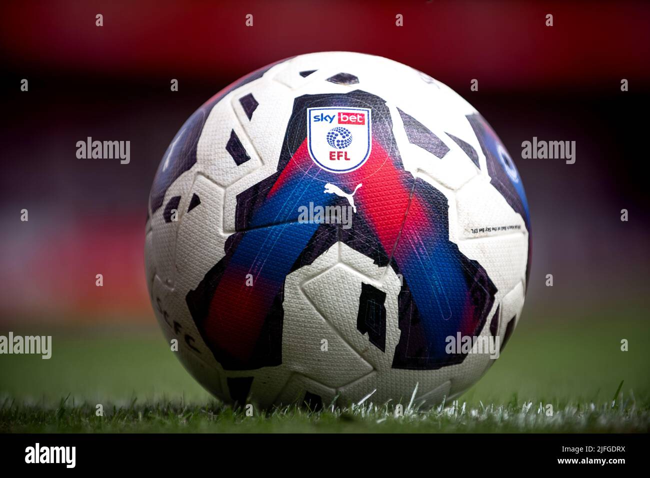 PUMA ballon officiel de match EFL 22/23 Banque D'Images