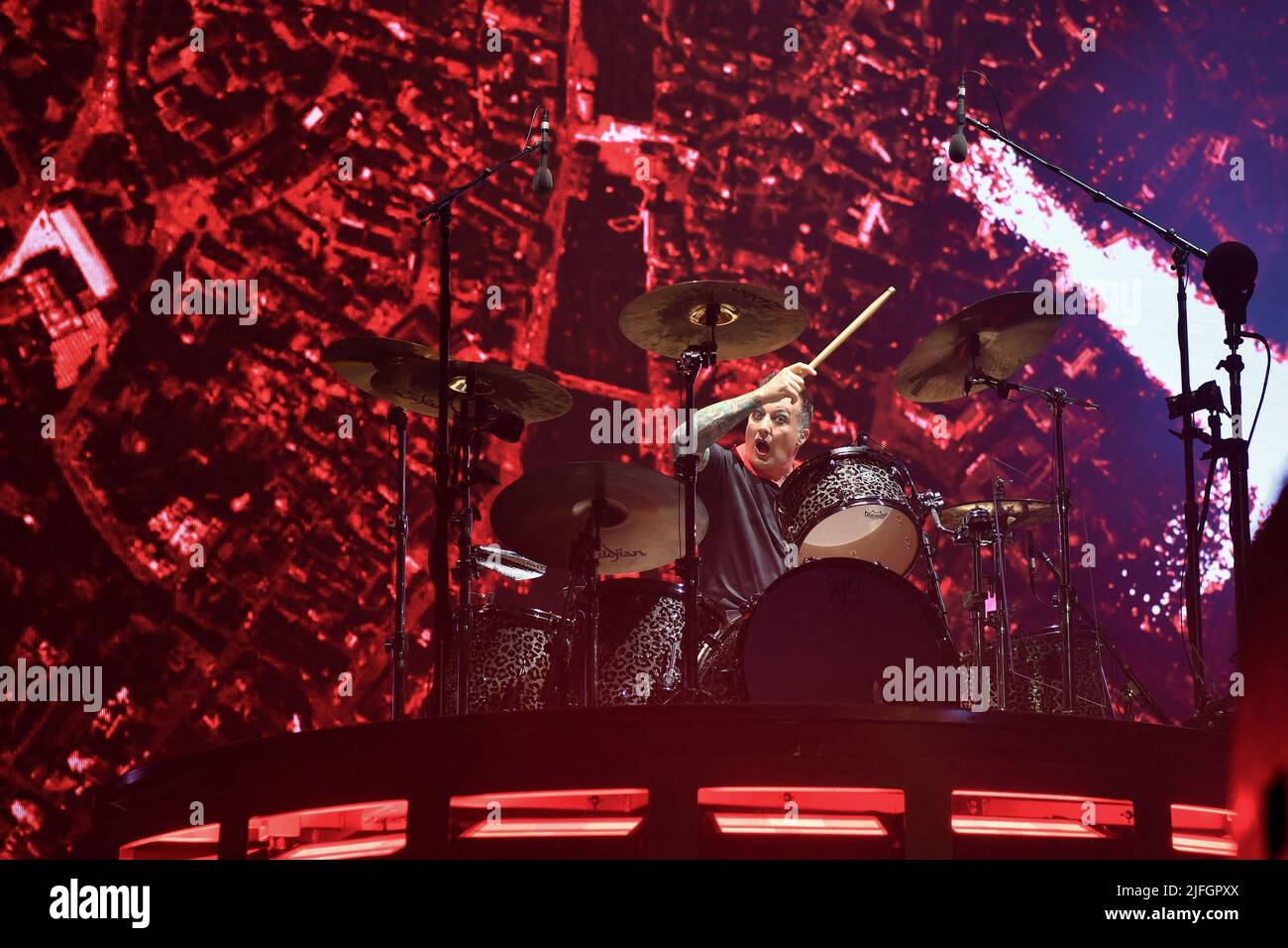 Tré Cool, Green Day se produit lors de la méga Tour de Hella - arène de Paris la Défense à Paris, en France, sur 2 juillet 2022. Photo de Christophe Meng/ABACAPRESS.COM Banque D'Images