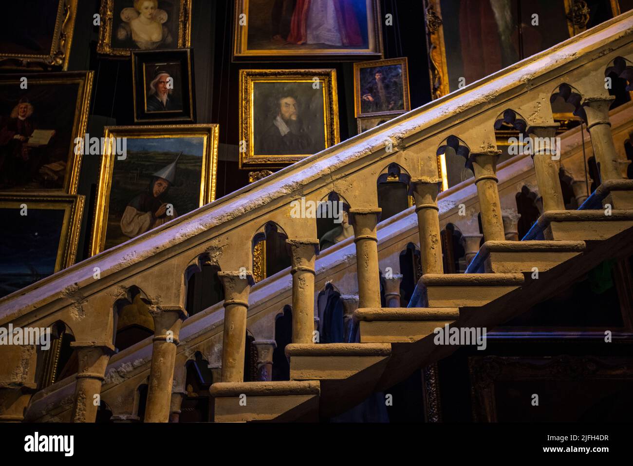 Harry potter stairs Banque de photographies et d'images à haute résolution  - Alamy
