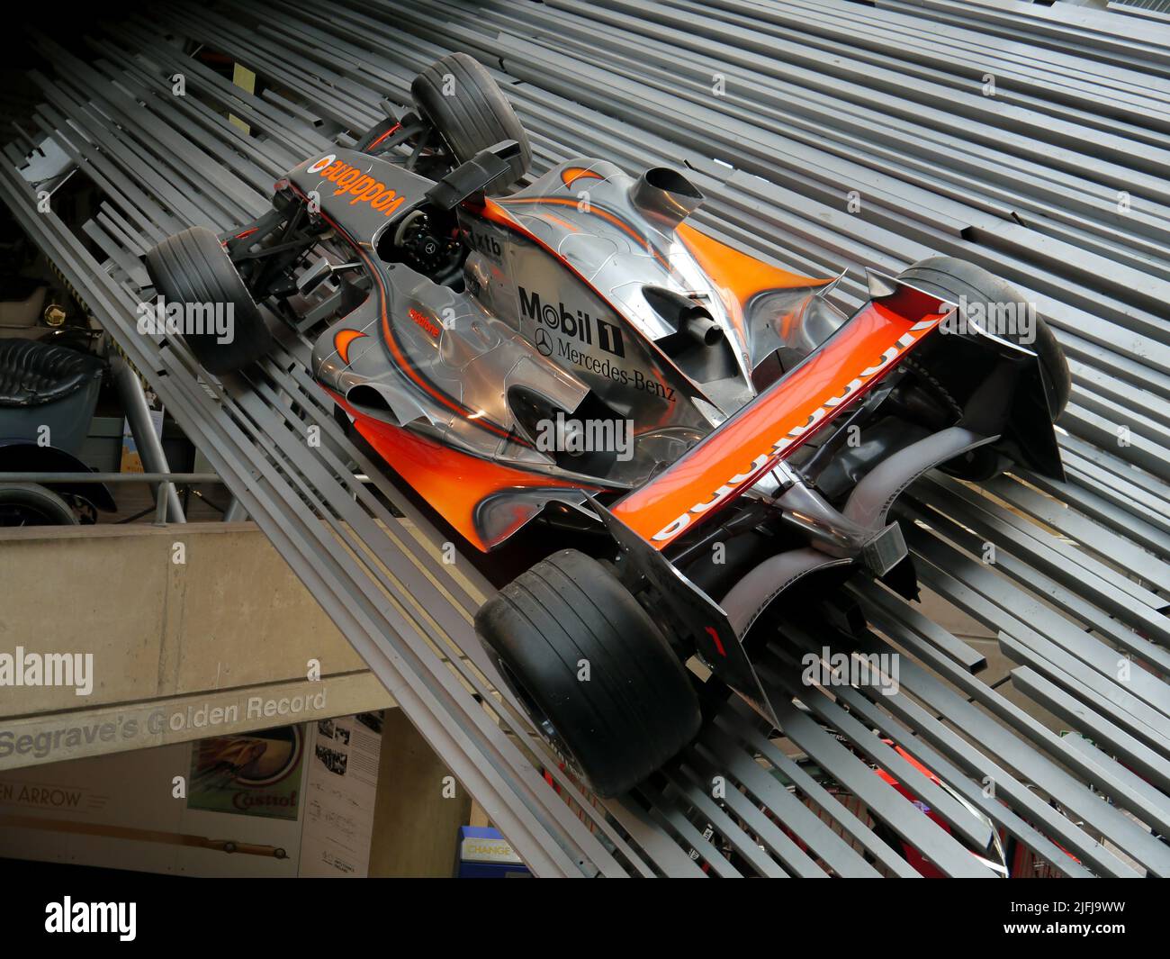La McLaren MP4/21 exposée au National Motor Museum, Beaulieu, Angleterre Banque D'Images