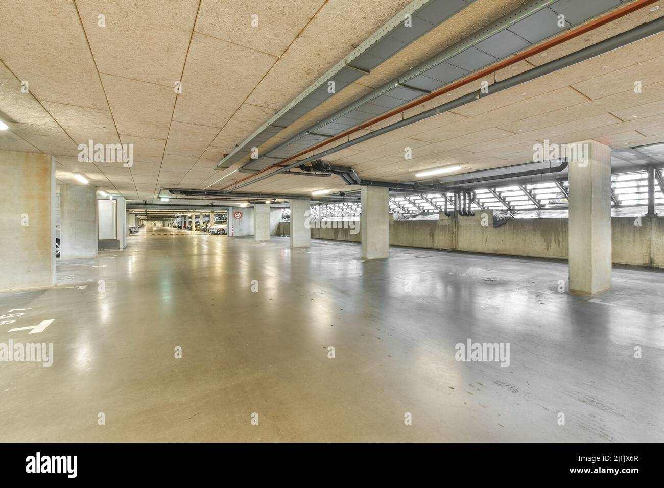 Appartement de parking souterrain Banque de photographies et d’images à ...