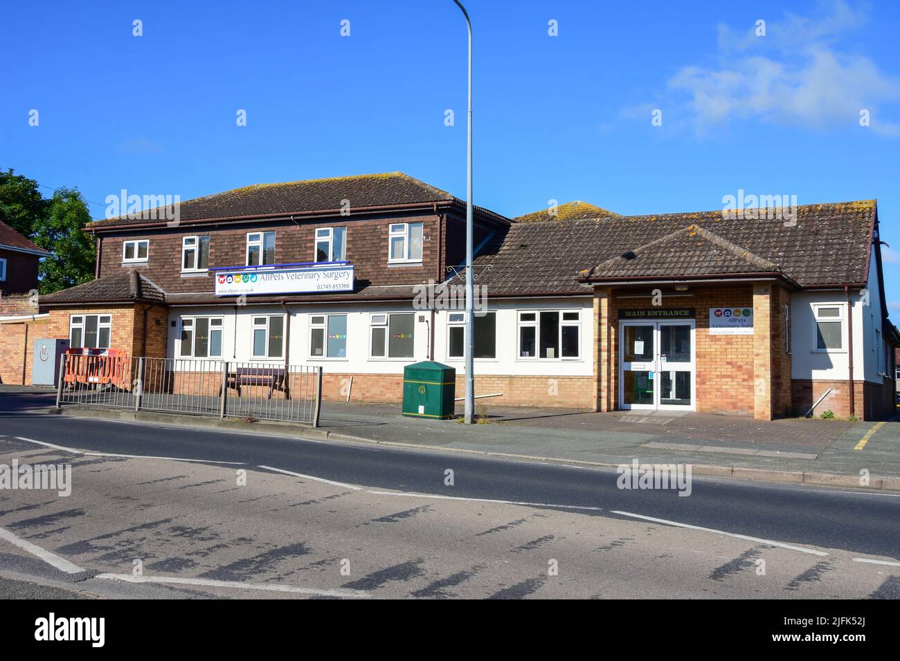 Prestatyn, Royaume-Uni. 22 juin 2022.AllPetsVets est une pratique vétérinaire locale. Banque D'Images