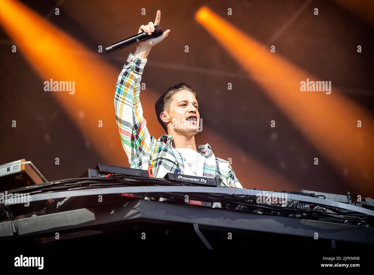 Oslo, Norvège. 02nd, juillet 2022. Le producteur, DJ et rébatteur norvégien KYGO présente un spectacle en direct au stade Ullevaal d'Oslo. (Crédit photo: Gonzales photo - Terje Dokken). Banque D'Images