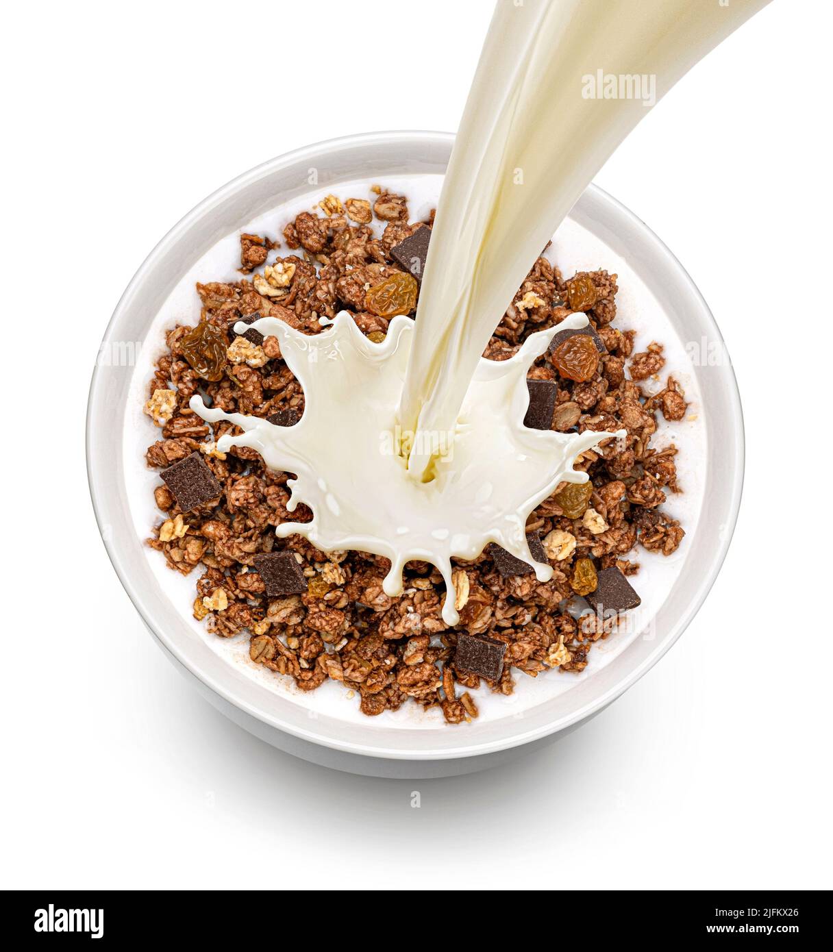 Granola au chocolat avec lait isolé sur fond blanc, vue de dessus Banque D'Images