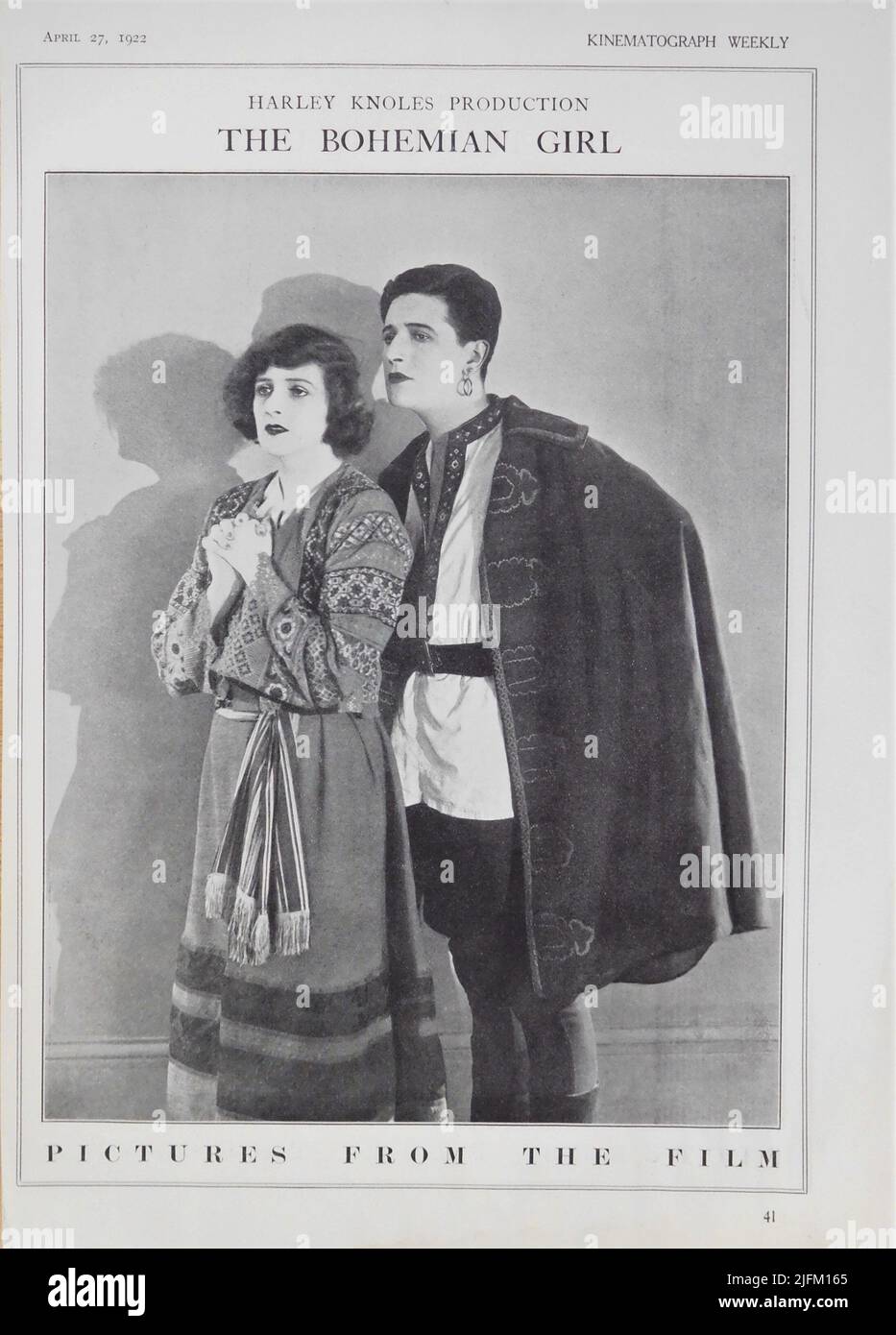 GLADYS COOPER et IVOR NOVELLO Portrait n THE BOHEMIAN GIRL 1922 réalisateur / producteur / écrivain HARLEY KNOLES de l'opéra par Michael William Balfe Directeur adjoint Josef von Sternberg Alliance film Corporation / Astra film Banque D'Images