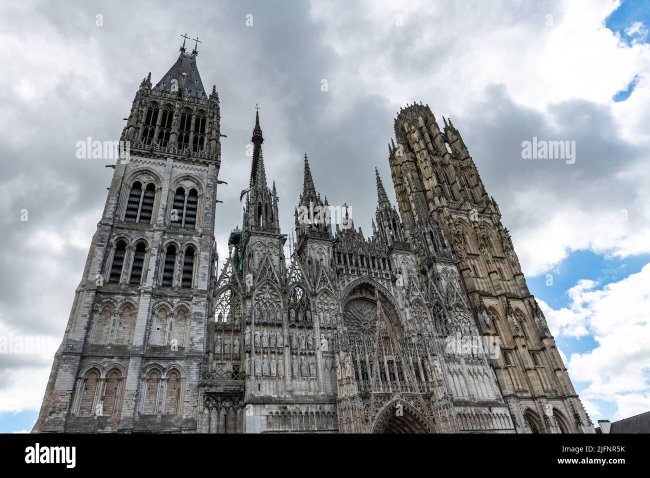 Rouen, ville historique de France, la cathédrale notre-Dame dans le centre médiéval Banque D'Images