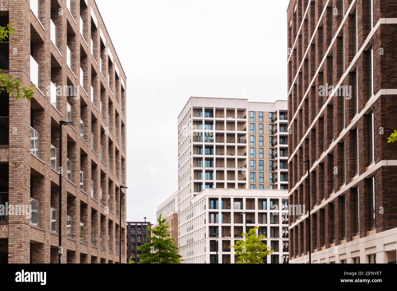 Riverscape luxueux nouveaux appartements au bord de la rivière à Silvertown Banque D'Images