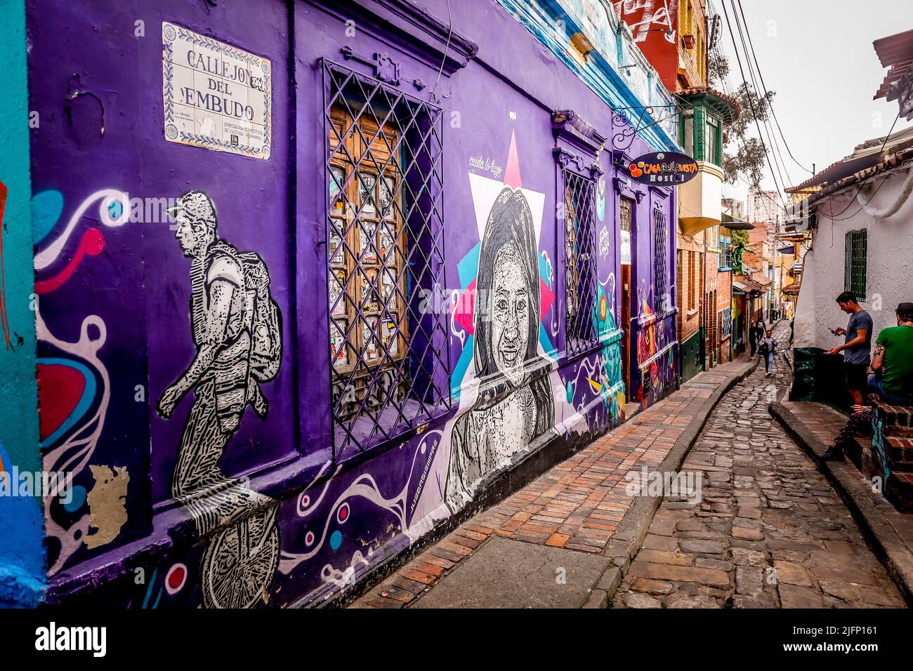 Baguette magique mit Graffiti à la Candelaria à Bogota, Kolumbien Banque D'Images