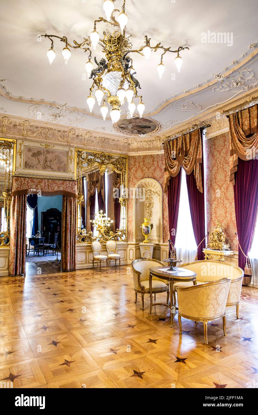 Salon de style revival de Rococo au musée du palais de Herbst (Muzeum Pałac Herbsta), Lodz, Pologne Banque D'Images