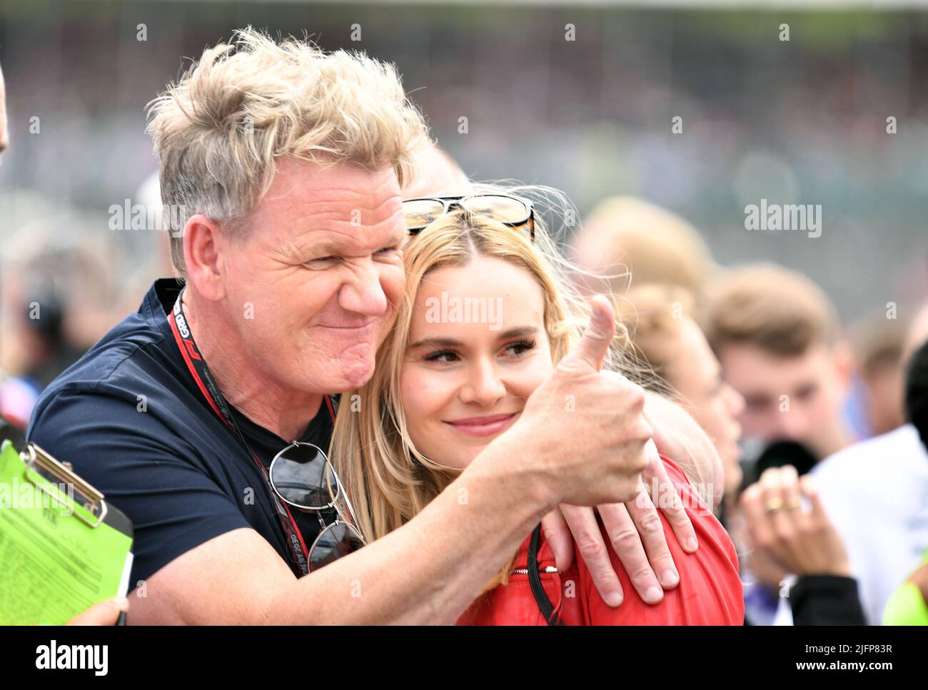 Silverstone, Royaume-Uni. 03rd juillet 2022. SILVERSTONE, Angleterre, 02. JUILLET 2022; Gordon Ramsay - Gordon James Ramsay OBE est un chef, restaurateur, personnalité de la télévision et écrivain britannique avec la femme Holly . Crédit: SPP Sport presse photo. /Alamy Live News Banque D'Images