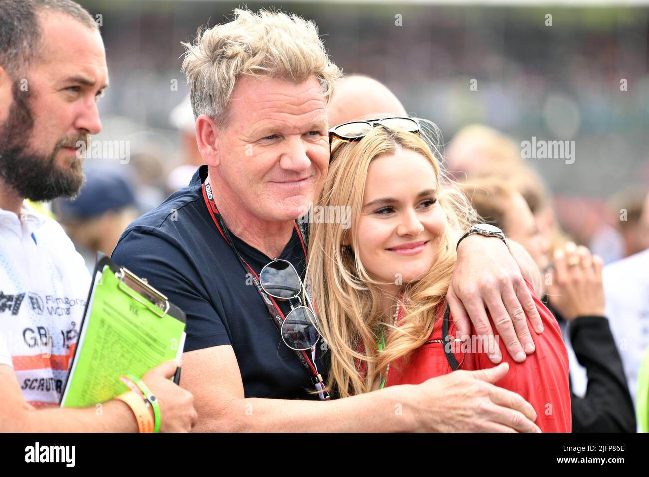 Silverstone, Royaume-Uni. 03rd juillet 2022. SILVERSTONE, Angleterre, 02. JUILLET 2022; Gordon Ramsay - Gordon James Ramsay OBE est un chef, restaurateur, personnalité de la télévision et écrivain britannique avec la femme Holly . Crédit: SPP Sport presse photo. /Alamy Live News Banque D'Images