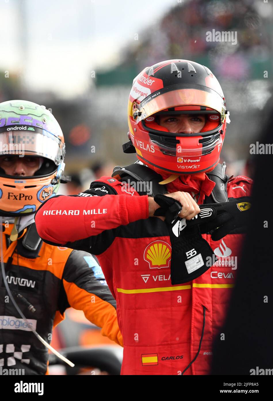 Silverstone, Royaume-Uni. 03rd juillet 2022. SILVERSTONE, Angleterre, 02. JUILLET 2022; Carlos SAINZ Jr. Vainqueur de la course après la course - Formule 1, GRAND Prix BRITANNIQUE F1 sur le circuit Silverstone - Formel 1 Grosser Preis von England, 02. JUILLET 2022 - image, photo et Copyright © Anthony STANLEY/ATP images (STANLEY Anthony/ATP/SPP) crédit: SPP Sport Press photo. /Alamy Live News Banque D'Images