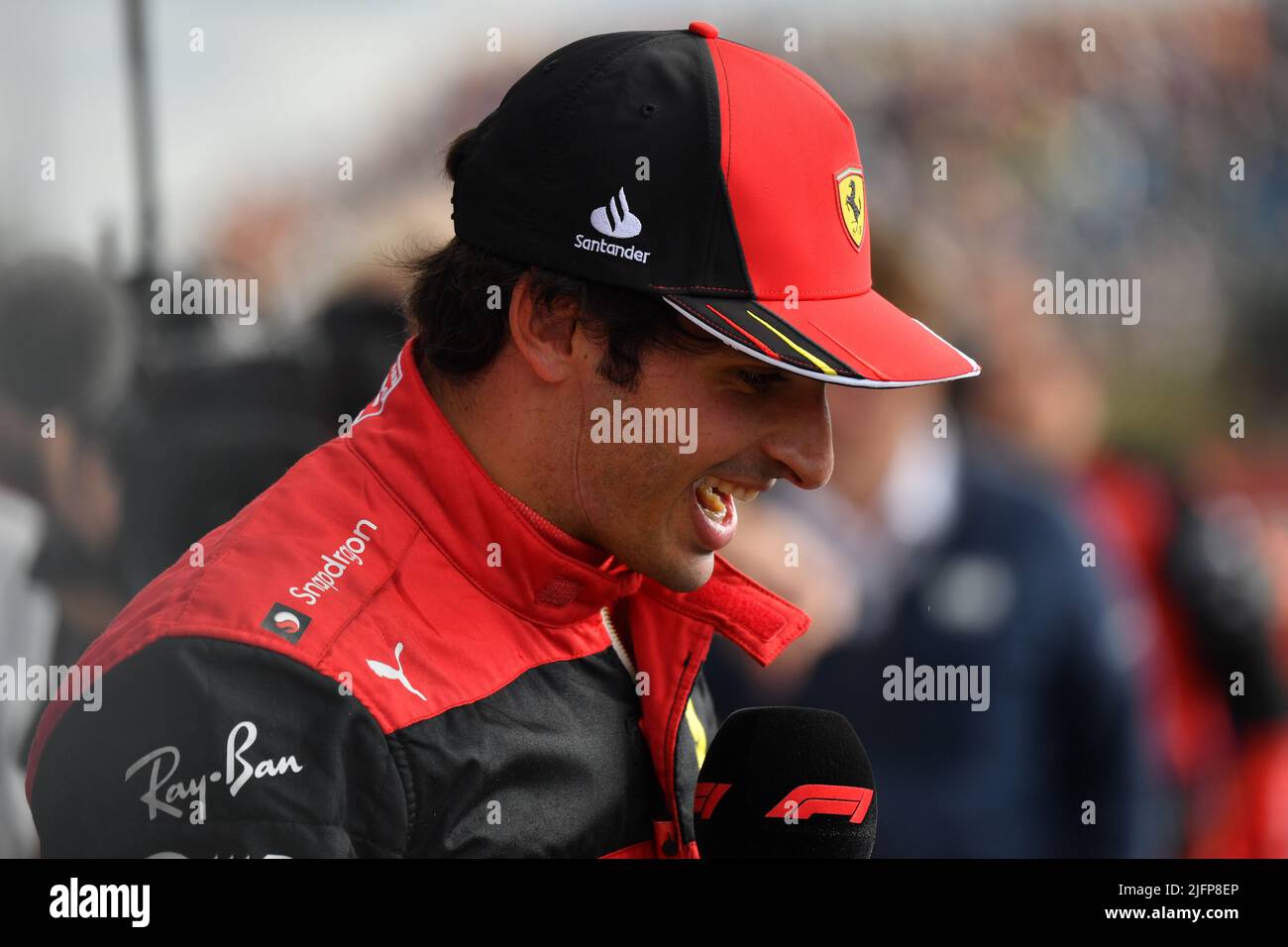 Silverstone, Royaume-Uni. 03rd juillet 2022. SILVERSTONE, Angleterre, 02. JUILLET 2022 ; Carlos SAINZ Jr. Vainqueur de la course avec Ferrari après la course - Formule 1, GRAND Prix BRITANNIQUE F1 sur le circuit Silverstone - Formel 1 Grosser Preis von England, 02. JUILLET 2022 - image, photo et Copyright © Anthony STANLEY/ATP images (STANLEY Anthony/ATP/SPP) crédit: SPP Sport Press photo. /Alamy Live News Banque D'Images