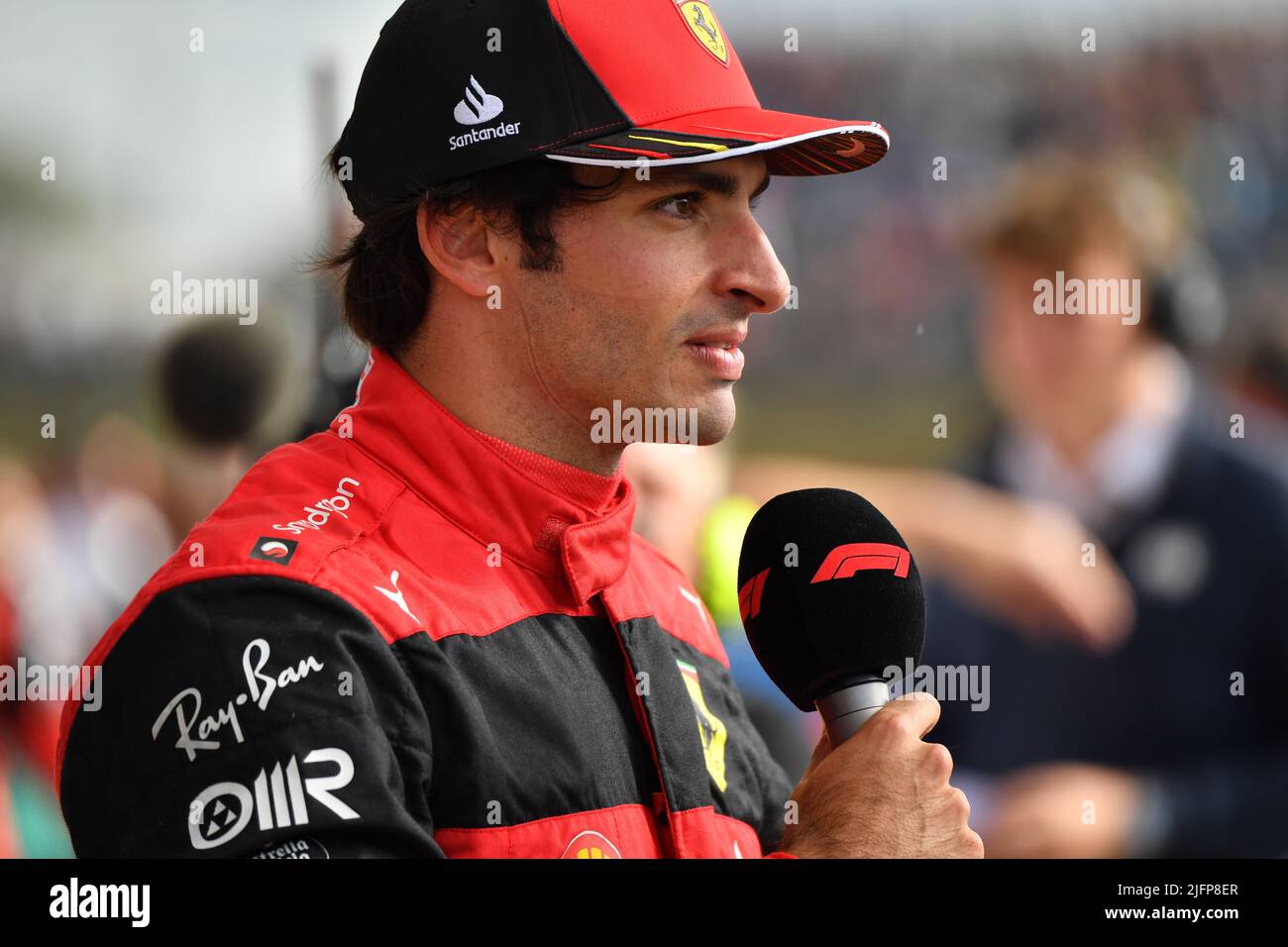 Silverstone, Royaume-Uni. 03rd juillet 2022. SILVERSTONE, Angleterre, 02. JUILLET 2022 ; Carlos SAINZ Jr. Vainqueur de la course avec Ferrari après la course - Formule 1, GRAND Prix BRITANNIQUE F1 sur le circuit Silverstone - Formel 1 Grosser Preis von England, 02. JUILLET 2022 - image, photo et Copyright © Anthony STANLEY/ATP images (STANLEY Anthony/ATP/SPP) crédit: SPP Sport Press photo. /Alamy Live News Banque D'Images