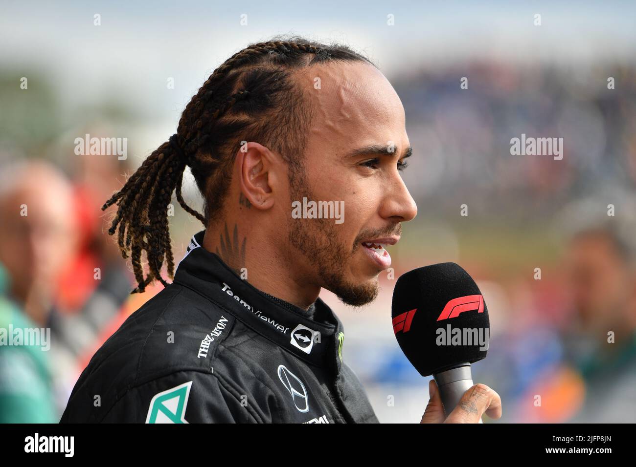 Silverstone, Royaume-Uni. 03rd juillet 2022. SILVERSTONE, Angleterre, 02. JUILLET 2022; #44, Lewis HAMILTON, GBR, Mercedes AMG F1 Team, Mercedes-AMG F1 W13 E Performance après la course, Silverstone course - Formel 1 Grosser Preis von England, 02. JUILLET 2022 - image, photo et Copyright © Anthony STANLEY/ATP images (STANLEY Anthony/ATP/SPP) crédit: SPP Sport Press photo. /Alamy Live News Banque D'Images