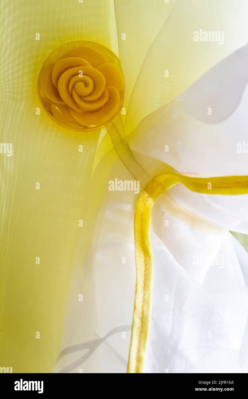 Rideau transparent cuisine close-up comme une abstraction. Banque D'Images