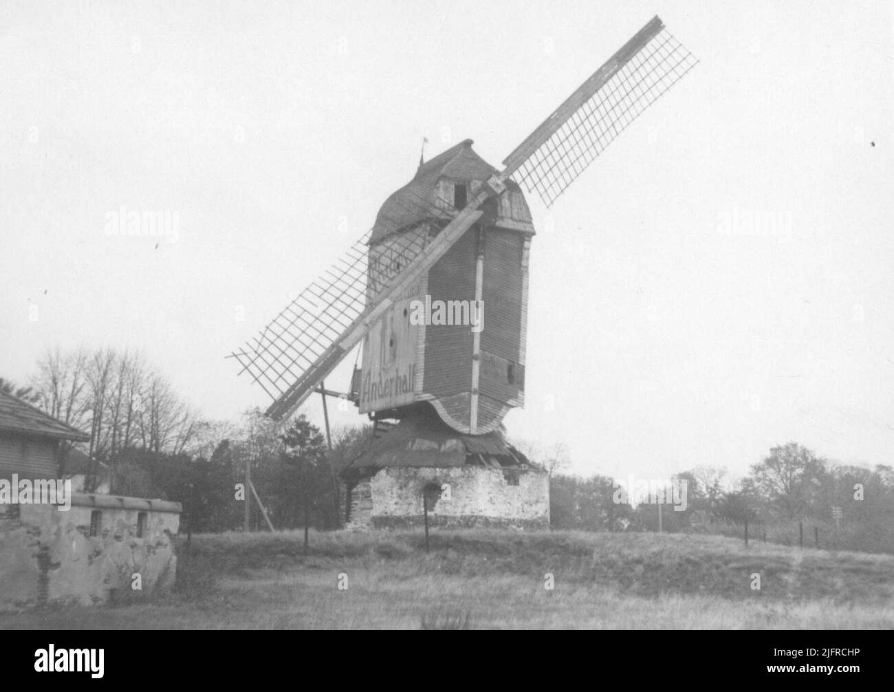 Le Saint-Teunismolen en situation de coups (démoli en 1929) Banque D'Images