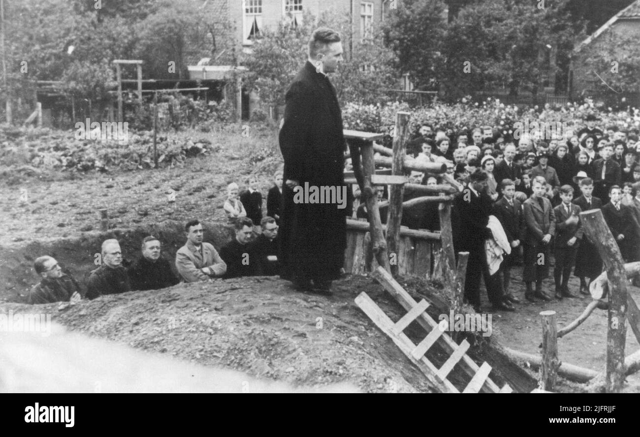 La première pose de pierre du Lourdeskerk. Banque D'Images