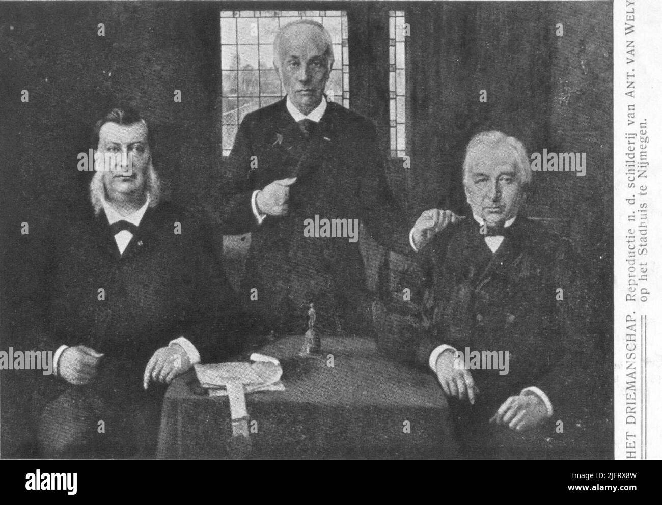 Le triumvirat pour expliquer la ville de Nimègue: V.l.n.n. Johannes Hendrikus Graadt van Roggen (1831 - 1902), m. Walraven Francken (1822 - 1894) et Hermanus Lambertus Terwindt (1819 - 1892). Une peinture de 1903 par Antoon van Werie (18-12-1866-24-9-1956); huile sur toile (141 cm x 181 cm) Banque D'Images