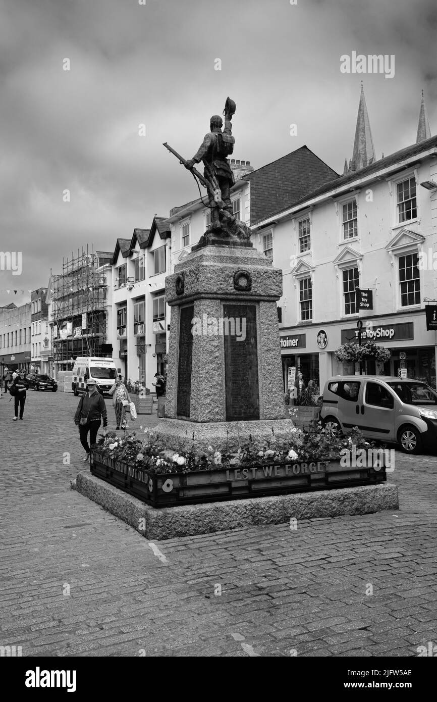 Mémorial de guerre dans la rue Boscawen, Truro Banque D'Images