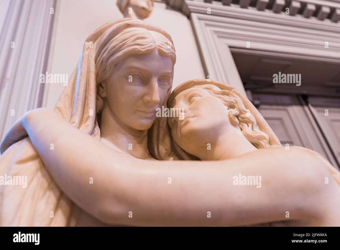Détails. Ruth et Naomi - J. Warrington Wood. Galerie de sculptures. Walker Art Gallery est une galerie d'art de Liverpool, qui abrite l'un des plus grands objets d'art Banque D'Images