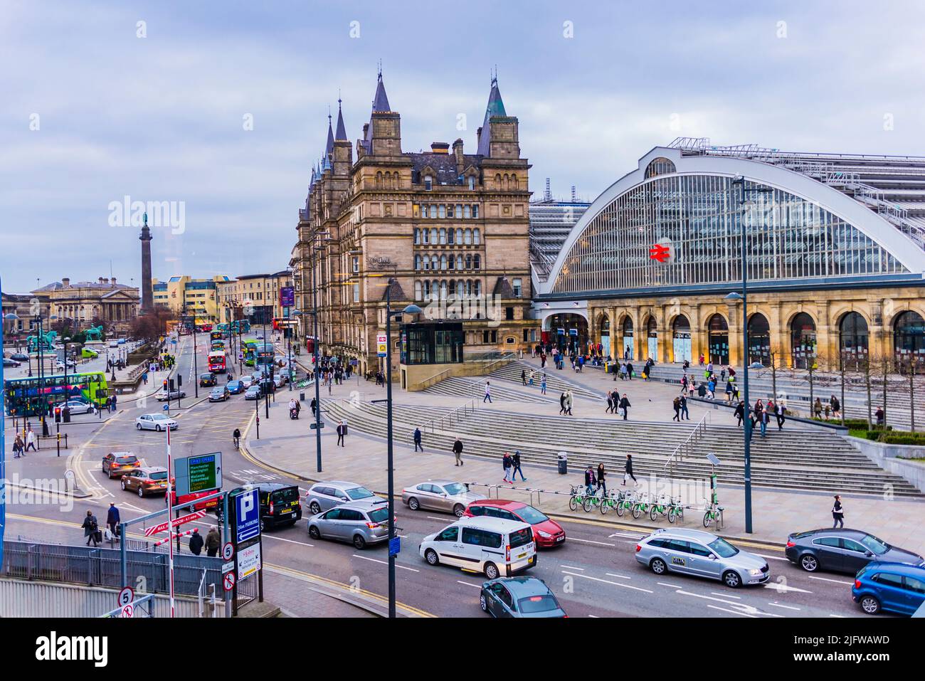 Gare de Liverpool Lime Street et North Western Hotel. Liverpool, Merseyside, Lancashire, Angleterre, Royaume-Uni Banque D'Images