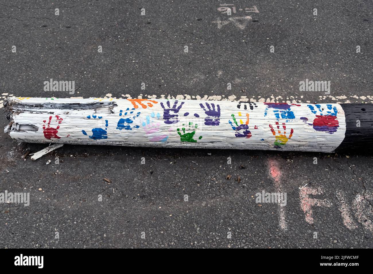 Journal de design gai avec des empreintes de la zone de stationnement pour les enfants, Frenchtown, New Jersey, Etats-Unis Banque D'Images