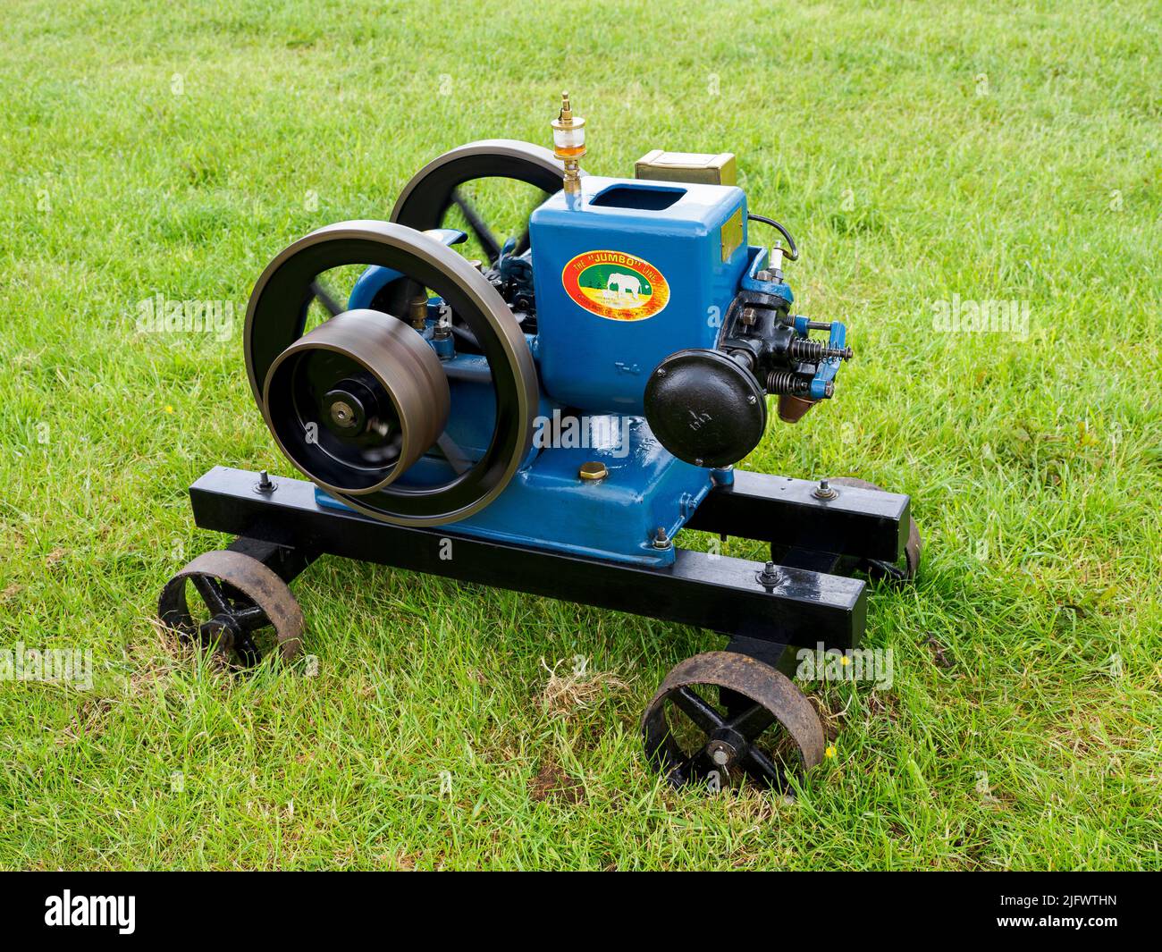 Le moteur stationnaire Jumbo Line est exposé au Launceston Steam & Vintage Rally, Cornwall, Royaume-Uni Banque D'Images