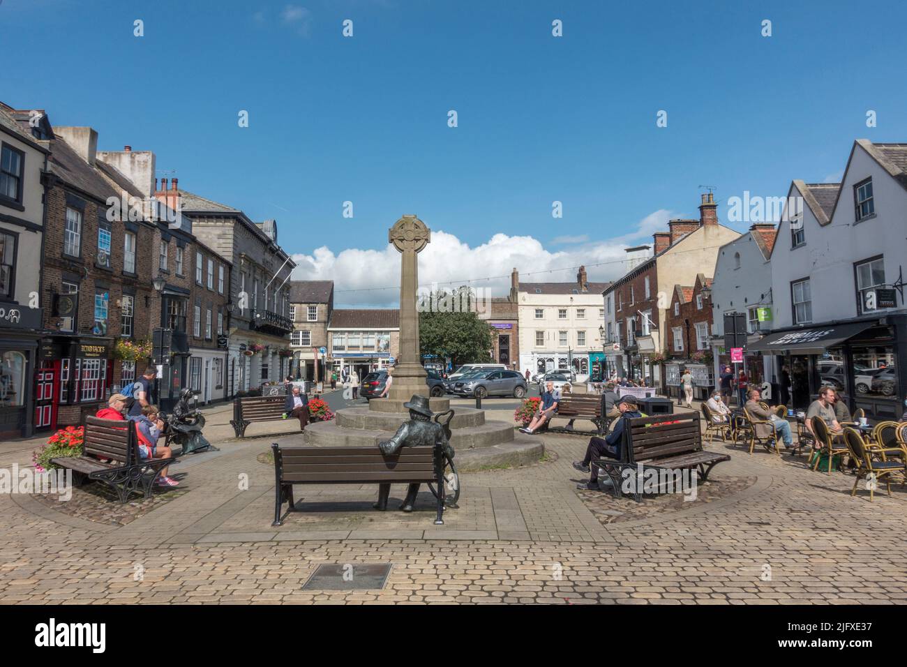 Vue générale de la place du marché à Knaresborough, North Yorkshire, Royaume-Uni. Banque D'Images