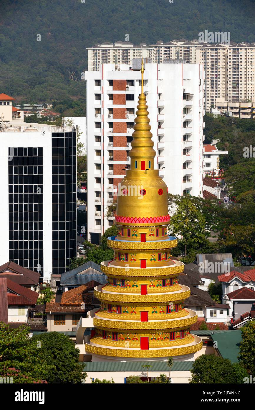 Wat Chayamangkalaram est un temple bouddhiste thaïlandais à George Town, Penang, Malaisie, le plus remarquable pour sa statue de Bouddha couché. Banque D'Images