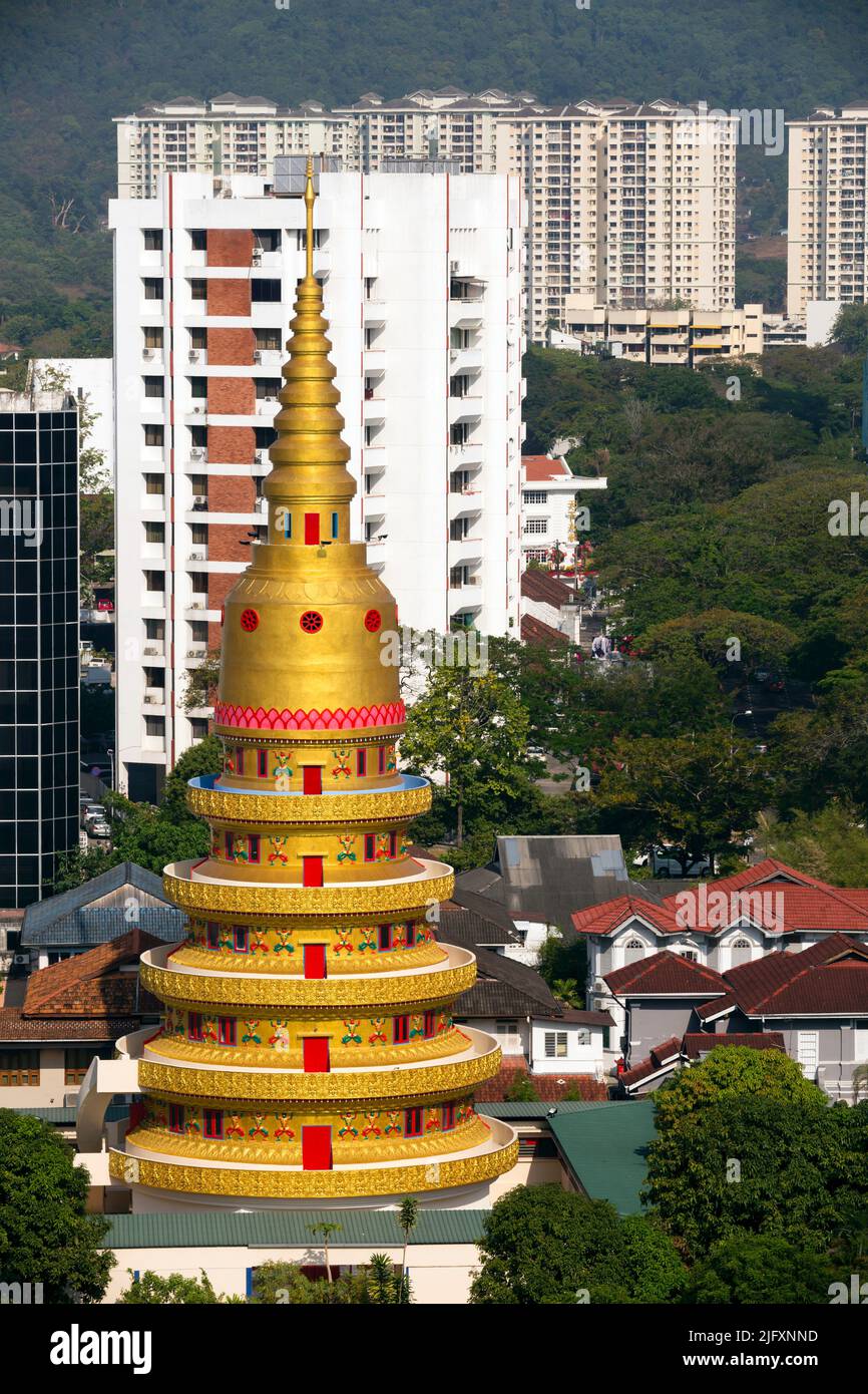 Wat Chayamangkalaram est un temple bouddhiste thaïlandais à George Town, Penang, Malaisie, le plus remarquable pour sa statue de Bouddha couché. Banque D'Images