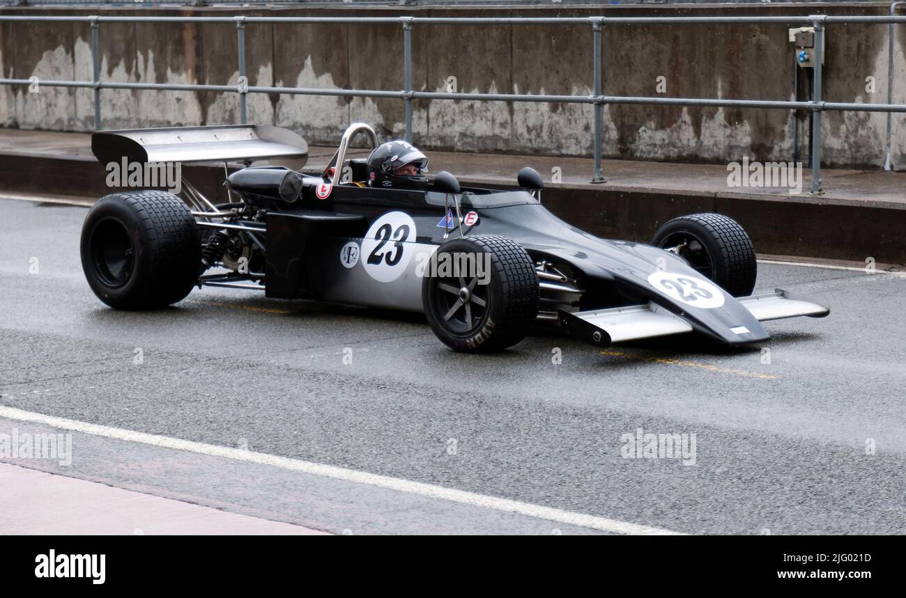 Kore Berg, dans son Noir, 1972, mars 722, se qualifiant pour la course historique de la série de Formule 2 de HSCC au Silverstone Classic 2021, Banque D'Images