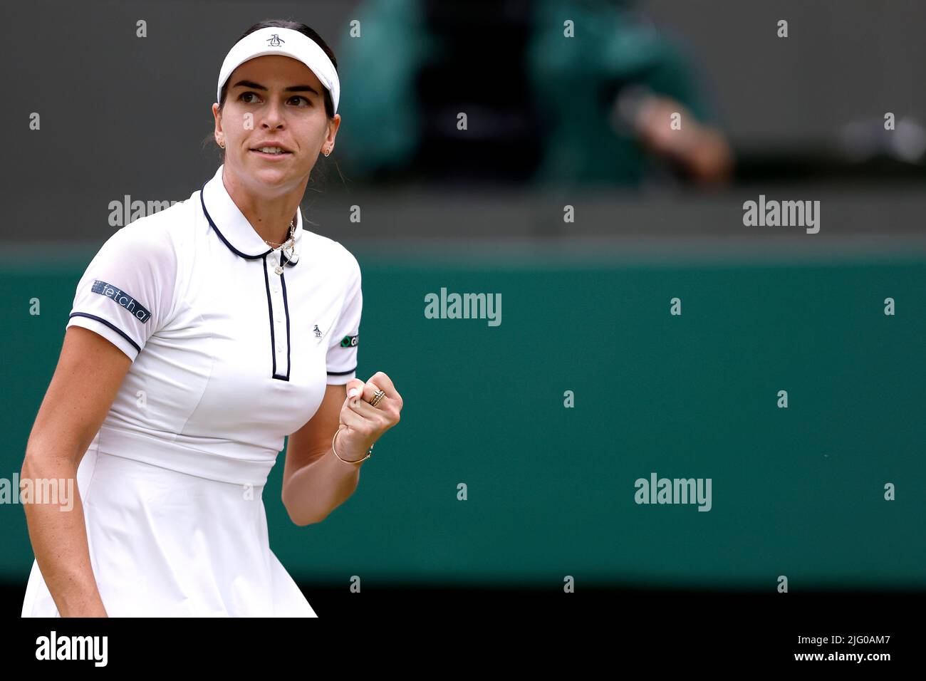 Ajla Tomljanovic célèbre la victoire du premier match contre Elena