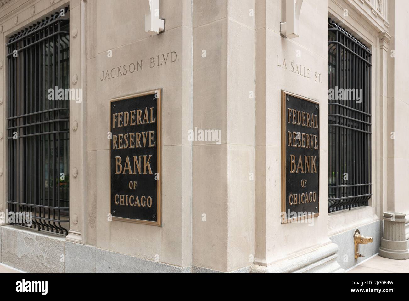 La Federal Reserve Bank of Chicago, située dans le quartier financier de Chicago, est l'une des 12 banques régionales des États-Unis. Banque D'Images