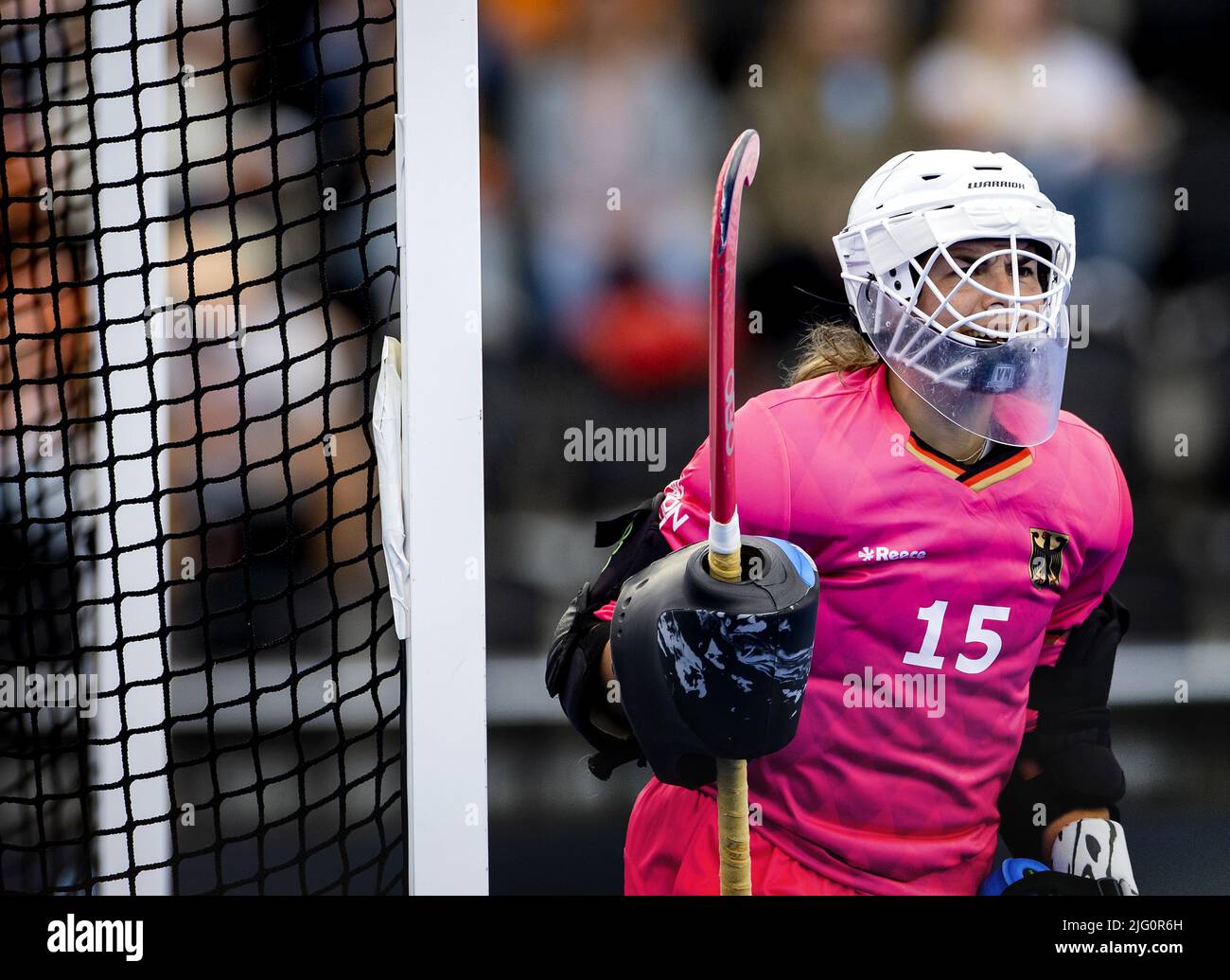 Amsterdam, pays-Bas. 6 juillet 2022, AMSTERDAM - Nathalie Kubalski (Allemagne) pendant le match entre l'Irlande et l'Allemagne aux championnats du monde de hockey au stade Wagener sur 6 juillet 2022 à Amsterdam, pays-Bas. KOEN VAN WEEL Banque D'Images