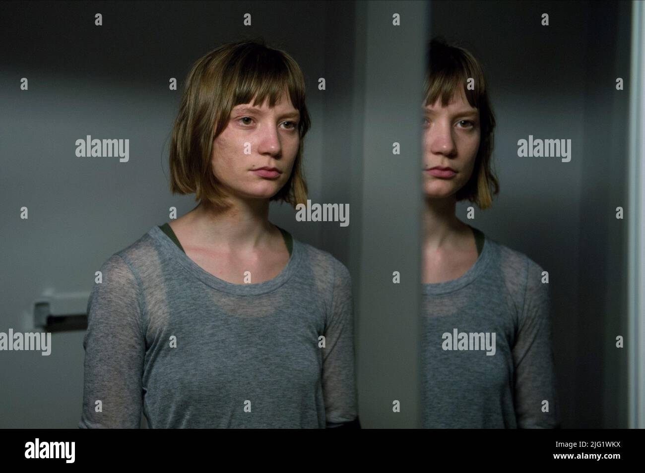 MIA WASIKOWSKA, CARTES DES ÉTOILES, 2014 Banque D'Images