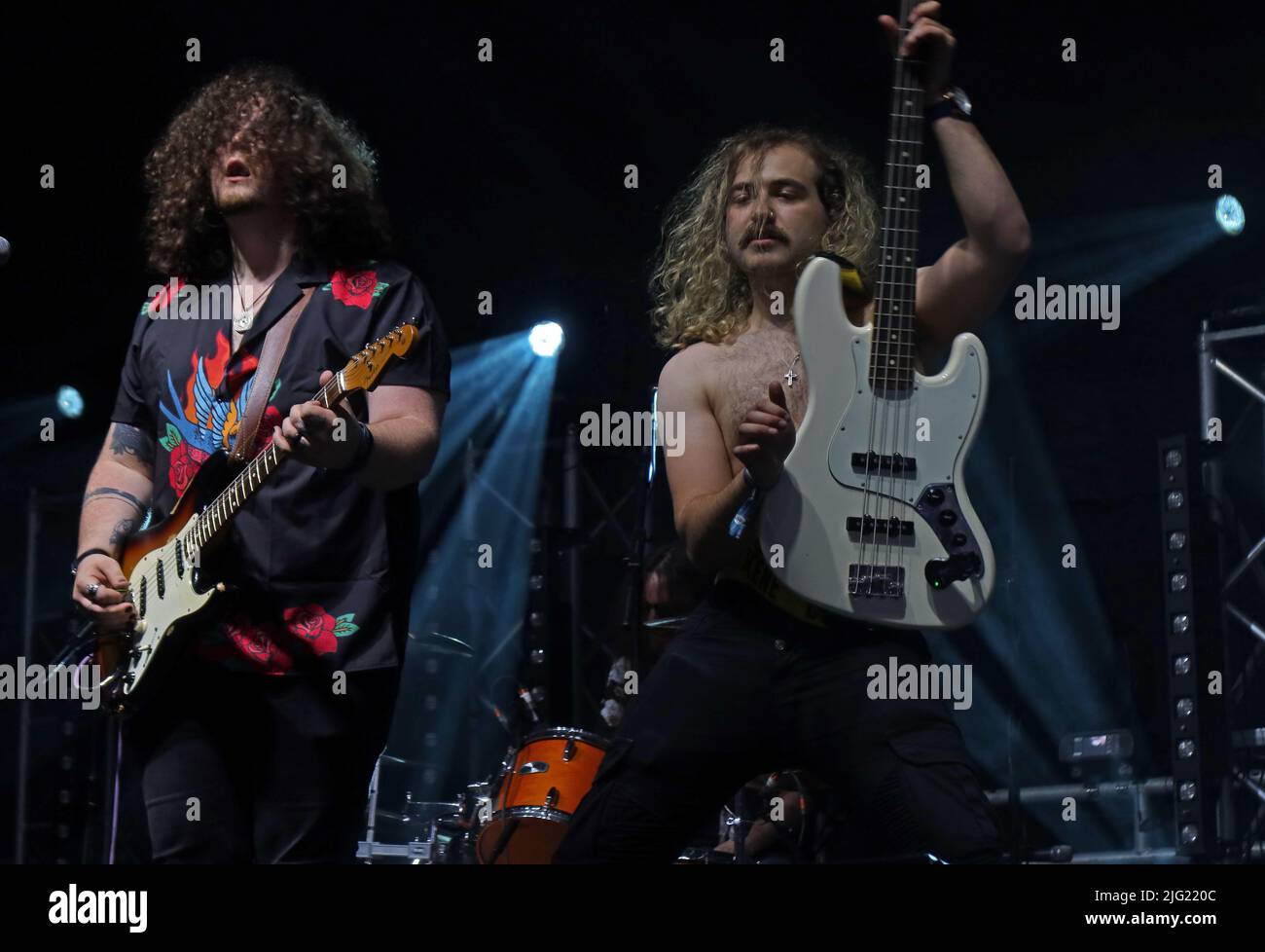 Eddie et The Wolves, en représentation à Silverstone Woodlands, British F1GP, juillet 2022, Broken 8 Records, artiste-disque, premier album 'War' Banque D'Images