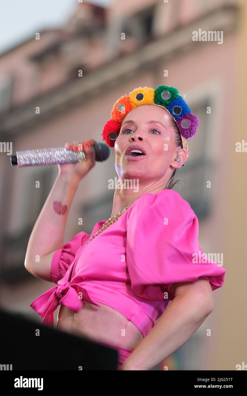 Madrid, Espagne. 06th juillet 2022. La chanteuse Soraya Arnelas se produit à la LGTB Pride Madrid. Crédit : SOPA Images Limited/Alamy Live News Banque D'Images