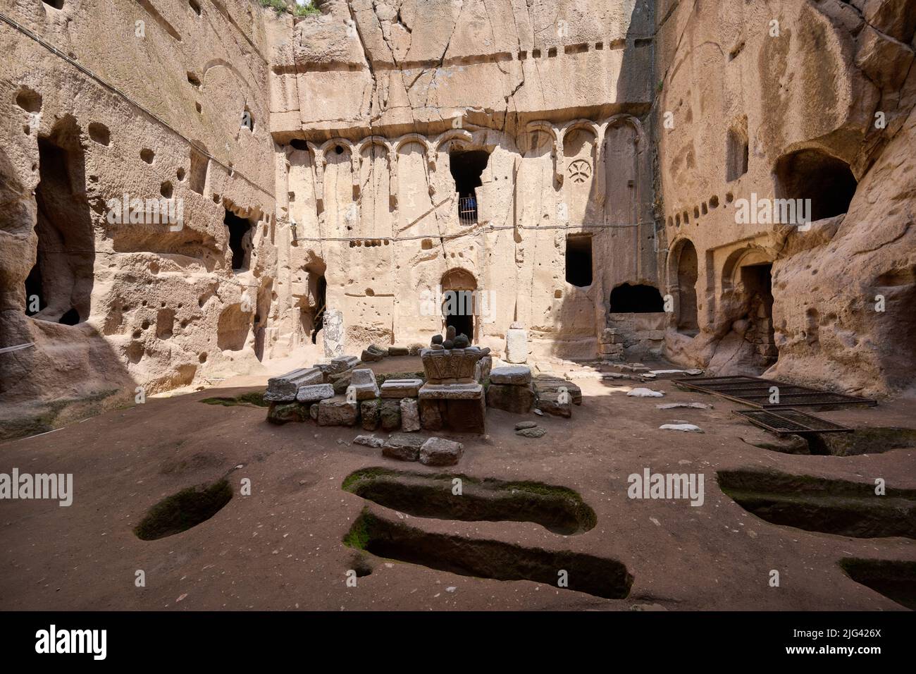 Monastère de la grotte de Gumusler, Gümüsler, Turquie Banque D'Images