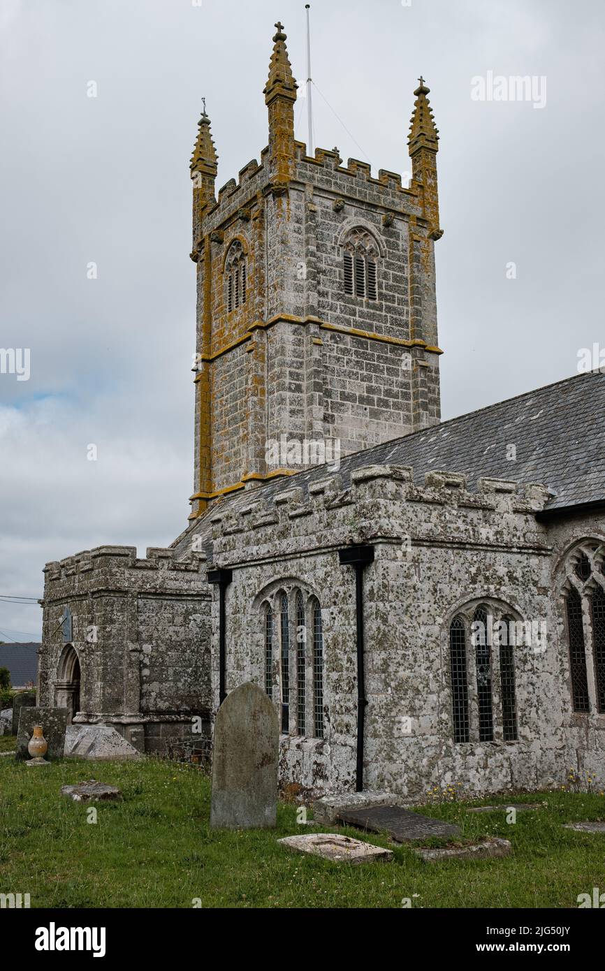 Vue sur l'église paroissiale de St Breaca à Breage, Helston, Cornouailles Banque D'Images