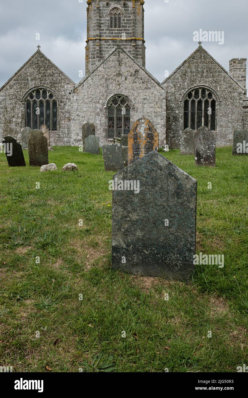 Vue sur l'église paroissiale de St Breaca à Breage, Helston, Cornouailles Banque D'Images