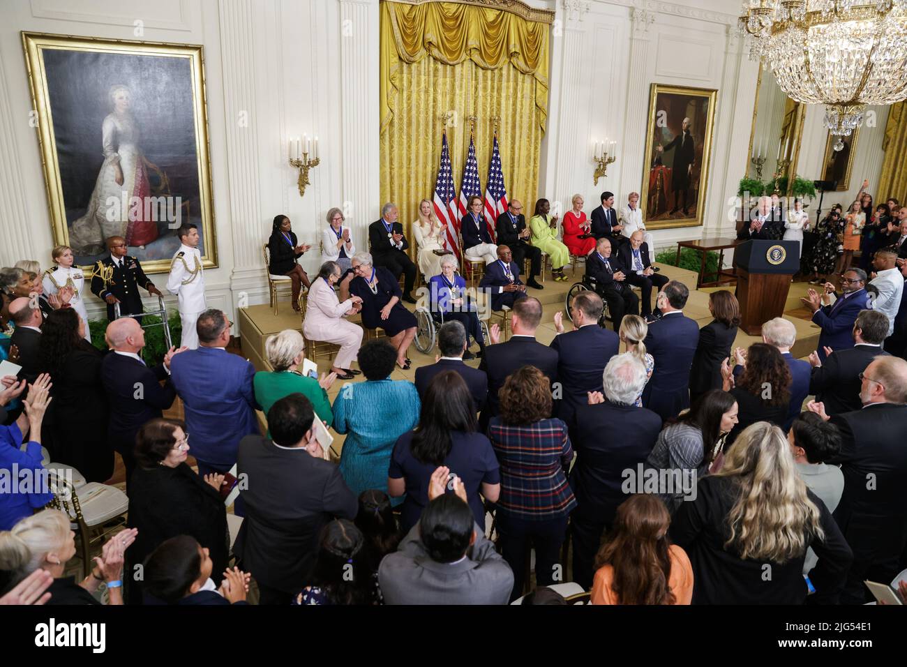Peut On Avoir Une Triangulaire Au Présidentielle Le président Joe Biden prend la parole au cours d'une cérémonie où il