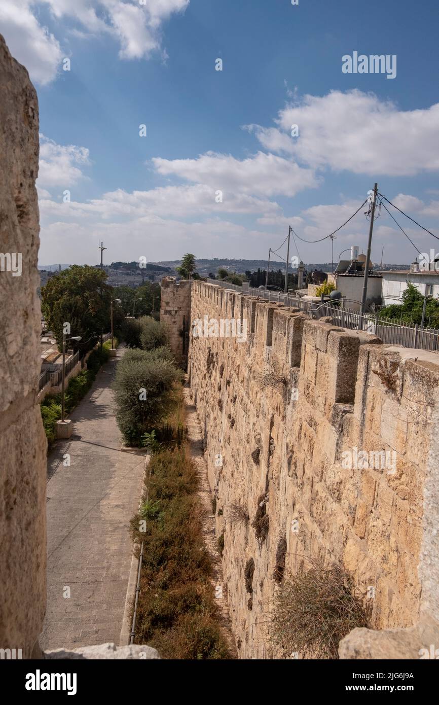 Visite de la Promenade sur les remparts de la vieille ville de Jérusalem Banque D'Images