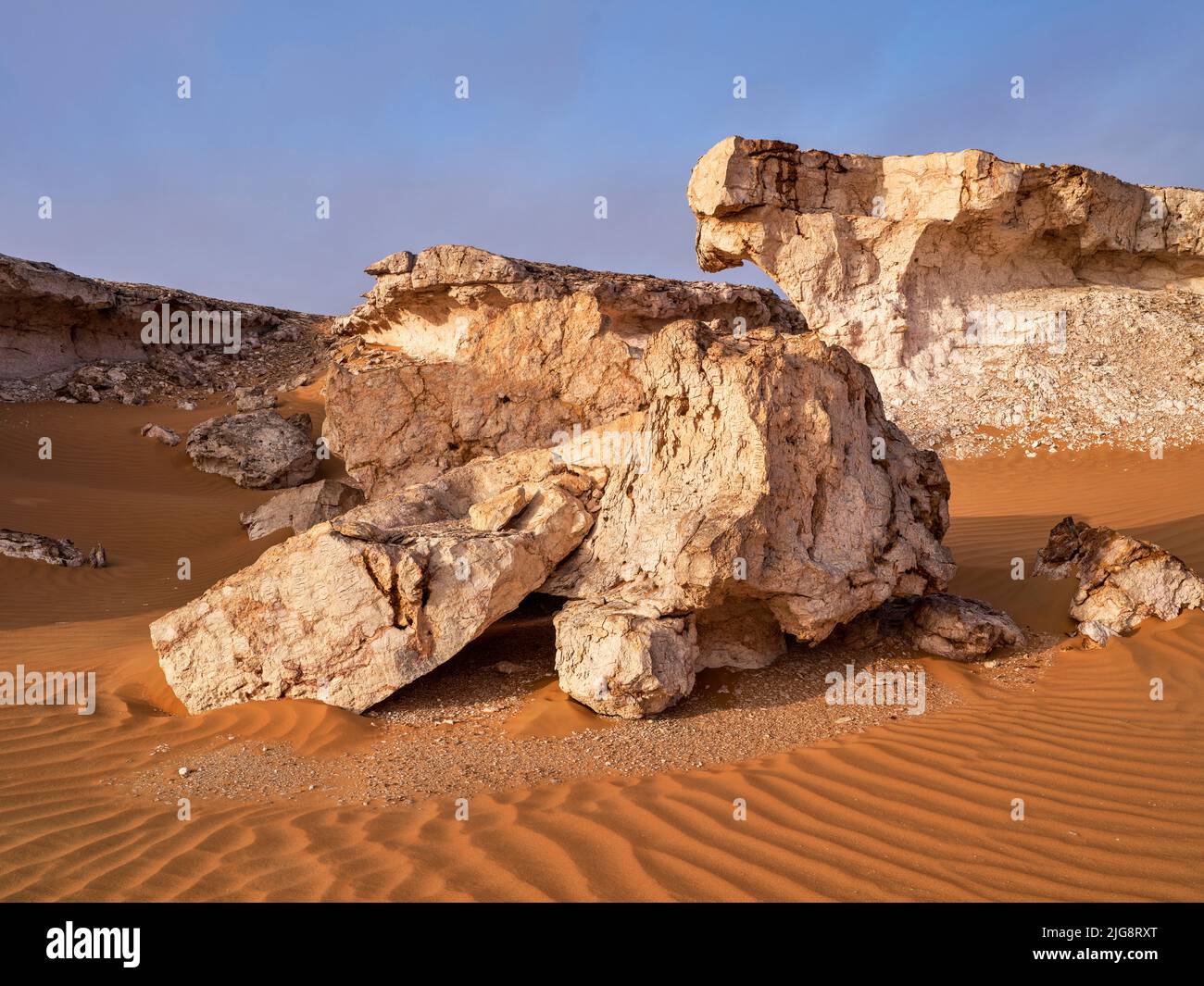 Sur la route de l'Al Huqf, un désert de pierre entre la mer d'Arabie et le RUB al-Kali, Oman Banque D'Images